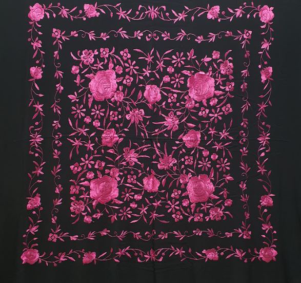 Handmade Embroidered Shawl of Natural Silk. Ref. 1010612NGFX 214.880€ #500351010612NGFX